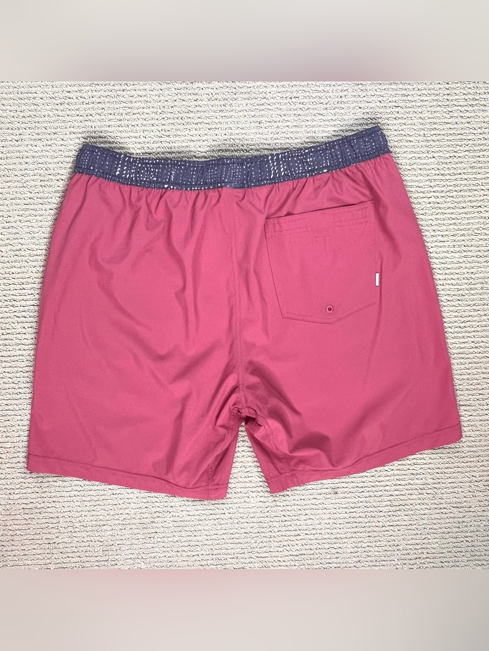 Vuori Shorts Men's Kore XL Salmon Color 7" Inseam Lined Gym Pockets - Picture 3 of 10